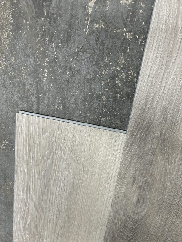 Cabinets & Flooring Homestead - Whitefish Bay Oak 12mil 7 in x 48 in