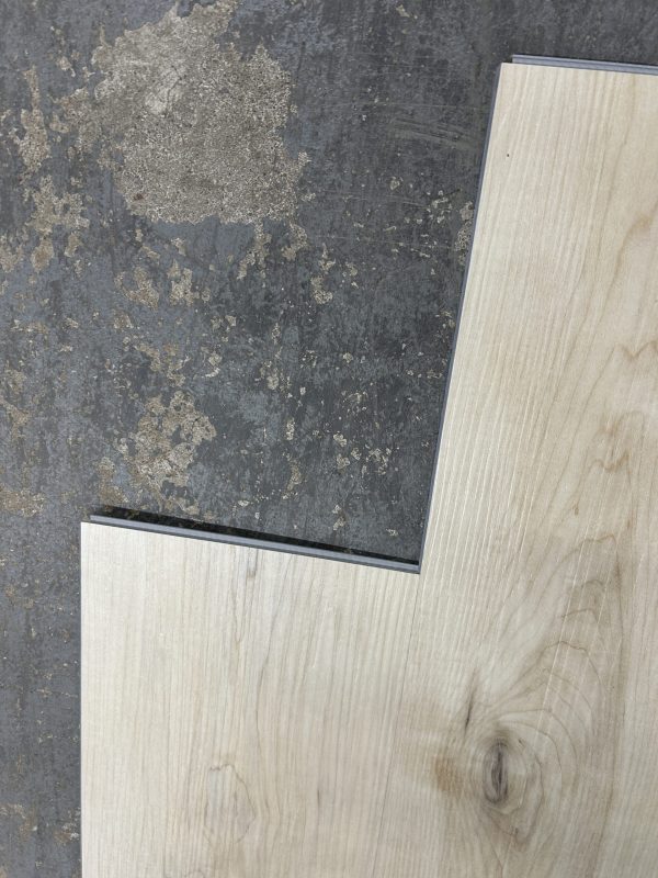 Cabinets & Flooring Homestead - Manitowish Maple 12mil 7 in x 48 in
