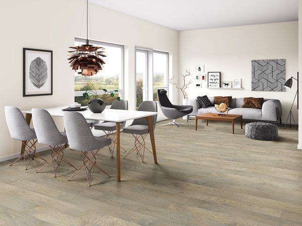 MSI Woodhills - Chestnut Heights Wood Flooring Oak 7mm 1.2mm  6.5 in x 48 in