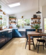 MSI Laurel Reserve - Coastal Cottage 22mil 9 in x 48 in