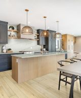 MSI Smithcliffs - Lanston Oak 20 mil equivalent 7 in x 48 in