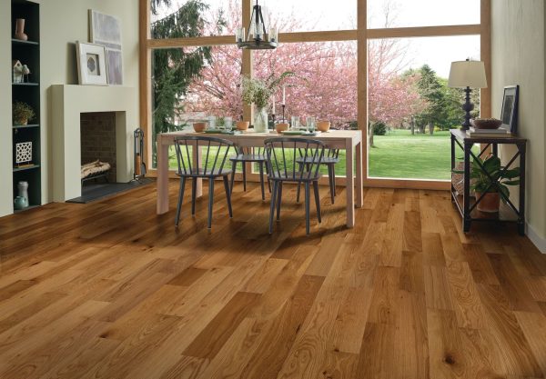 Hartco DOGWOOD PRO - 3/8 in  Natural 6-1/2 in  White Oak Engineered