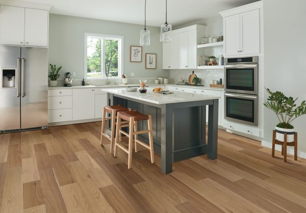 Hartco DOGWOOD PRO - 1/2 in  Warm Coastal 7-1/2 in  White Oak Engineered