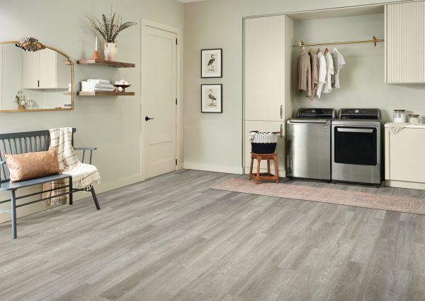 Armstrong Flooring American Personality Pro - Pembroke Oak Silver Surf 12mil 6.5 in x 48 in