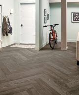 Armstrong Flooring American Charm - Charlestown Oak Emberglow Brown 6mil 6 in x 36 in