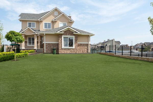 MSI Evergrass® Turf - Emerald Green Turf 110 3/8 in x 45 mm