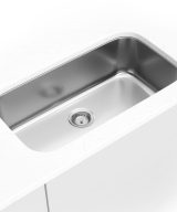MSI Undermount Stainless Steel 32 1/8 in x 18 in Single Bowl