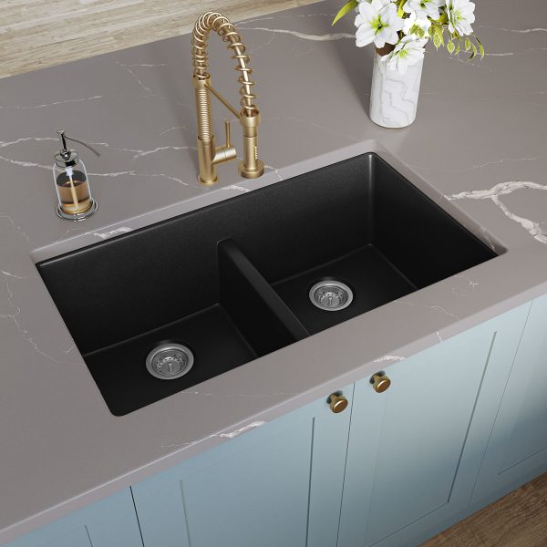 MSI Undermount Quartz Composite 32  x 19 1/2 in Double Bowl