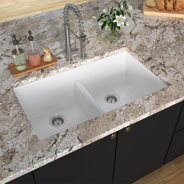 MSI Undermount Quartz Composite 32  x 19 1/2 in Double Bowl