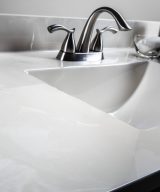 Wolf Home Products Cloud White 25 in x 22 in Single Bowl Recessed Rectangular Vanity with 4 in Faucet Drillings
