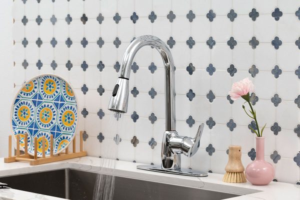 MSI - 1 Handle Pull-Out Sprayer Kitchen Faucet - 802 Chrome Single Hole or Three Hole