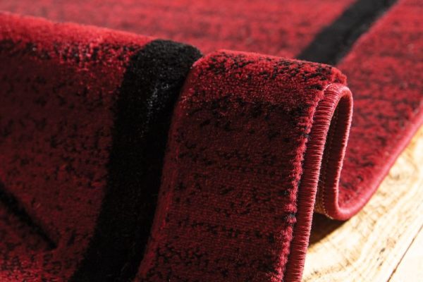 United Weavers Cottage Burgundy Rug