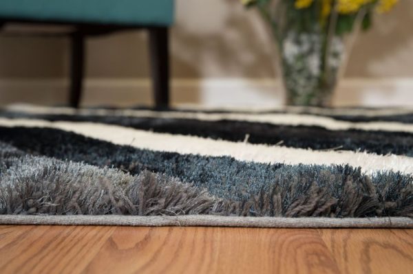 United Weavers Finesse Black Rug