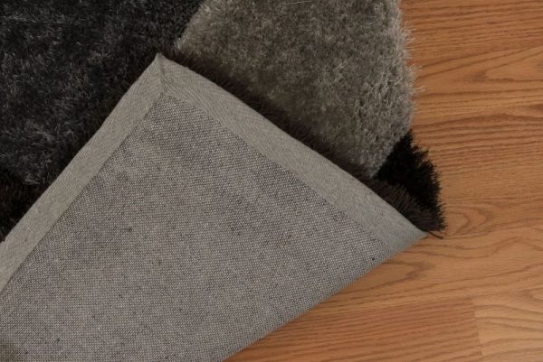 United Weavers Finesse Black Rug