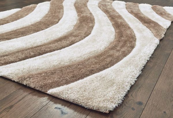 United Weavers Finesse Beige Rug