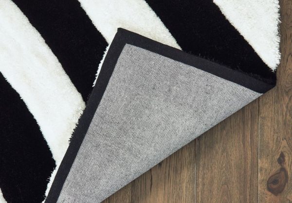 United Weavers Finesse Black Rug