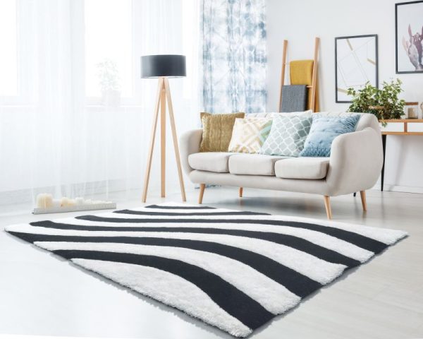 United Weavers Finesse Black Rug
