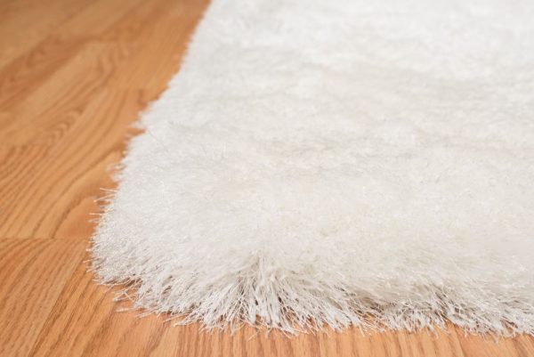 United Weavers Bliss White Rug