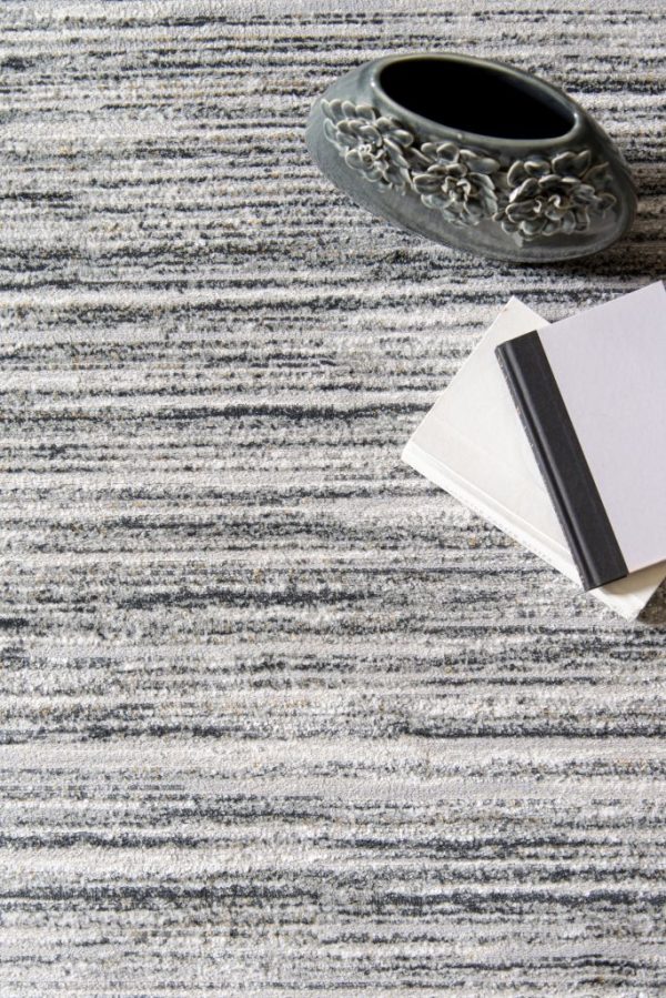 United Weavers Veronica Wheat Rug
