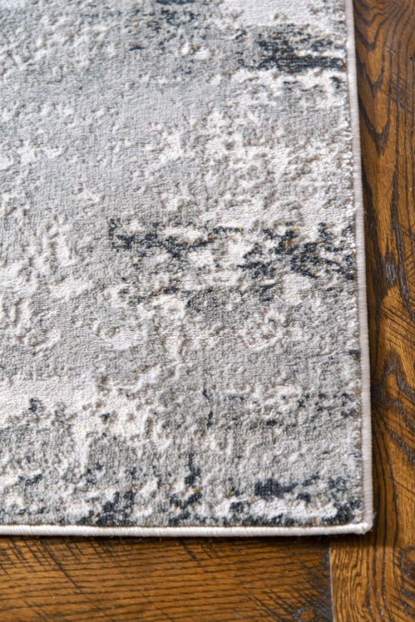 United Weavers Veronica Wheat Rug