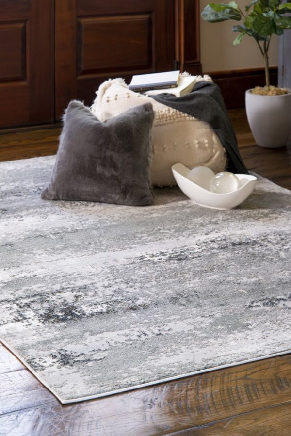 United Weavers Veronica Wheat Rug