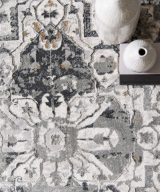 United Weavers Veronica Wheat Rug