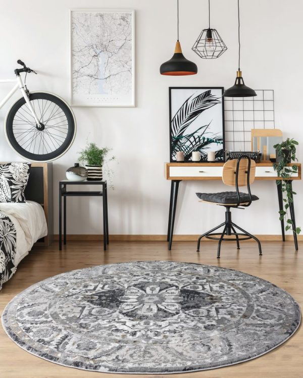 United Weavers Veronica Wheat Rug