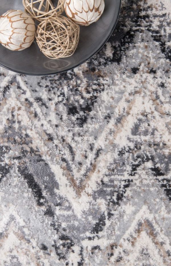 United Weavers Austin Onyx Rug