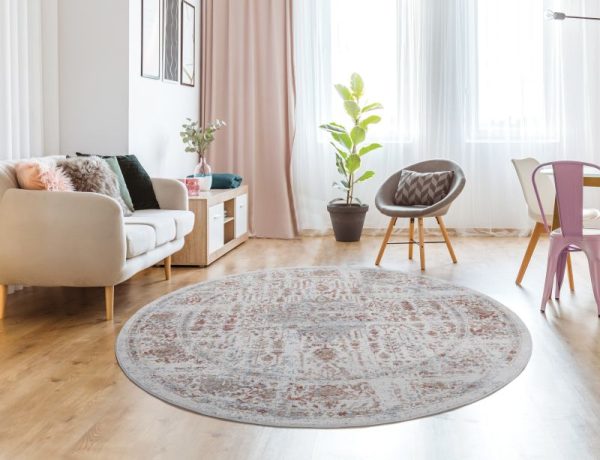 United Weavers Austin Rust Rug
