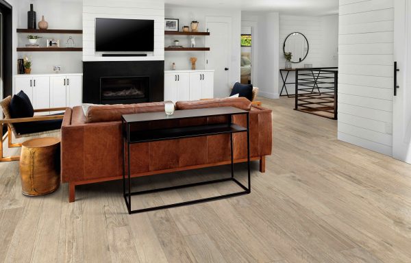 Mohawk Mohawk Urban Reserve - 01 Light Amber Maple 5 x 1