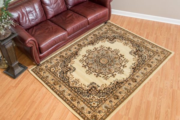 United Weavers Dallas Ivory Rug