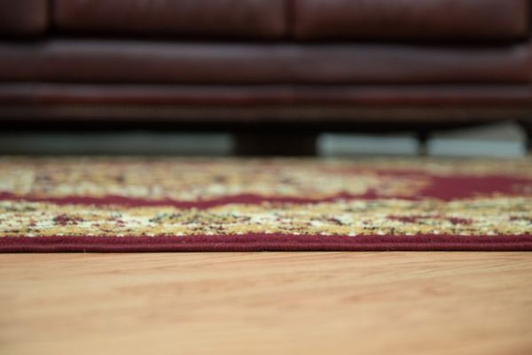 United Weavers Dallas Burgundy Rug