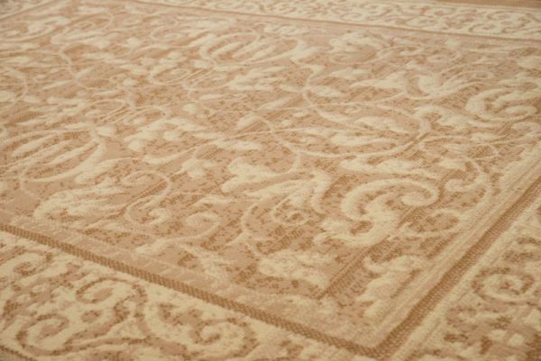 United Weavers Dallas Beige Rug