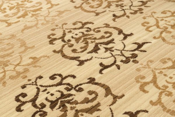 United Weavers Dallas Ivory Rug