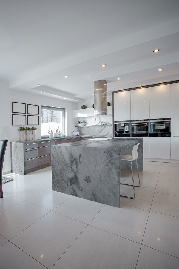 MSI Quartzite Countertops - Acquatic