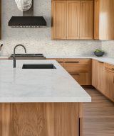 MSI ArabescatoVenatoWhite 1x2Herringbone Hon