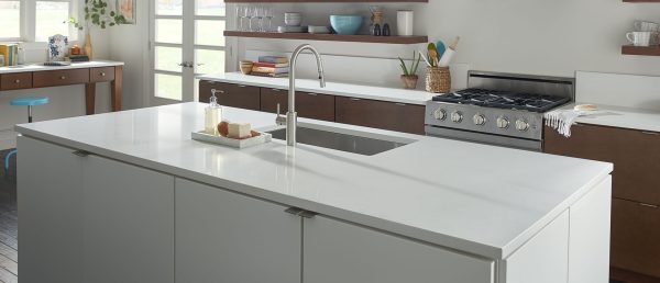 MSI Quartz - Arctic White