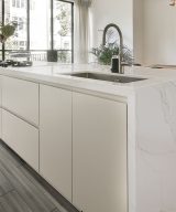 MSI Quartz - Calacatta Izaro