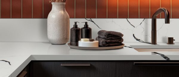 MSI Quartz - Calacatta Laza Night