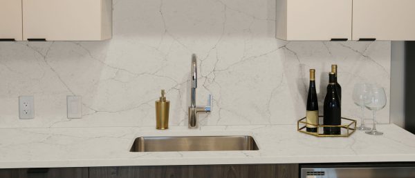 MSI Quartz - Calacatta Valentin