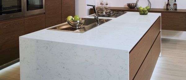 MSI Quartz - Fairy White
