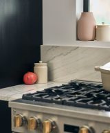 MSI Quartzite Countertops - Fantasy Montreal