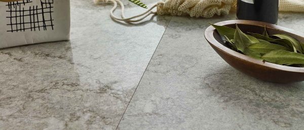 MSI Quartz - Gray Lagoon