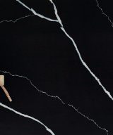 MSI Quartz - Marquina Midnight