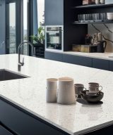 MSI Quartz - Sparkling White