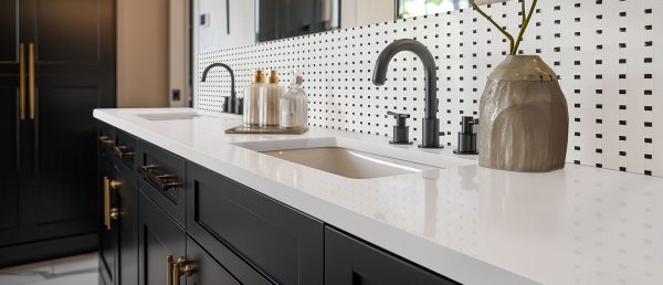 MSI Quartz - Stellar White