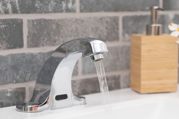 MSI - Touch-less Infrared Sensor Bathroom Faucet - 421 Chrome 4 in. Centerset