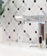 MSI - Touch-less Infrared Sensor Bathroom Faucet - 811 Chrome