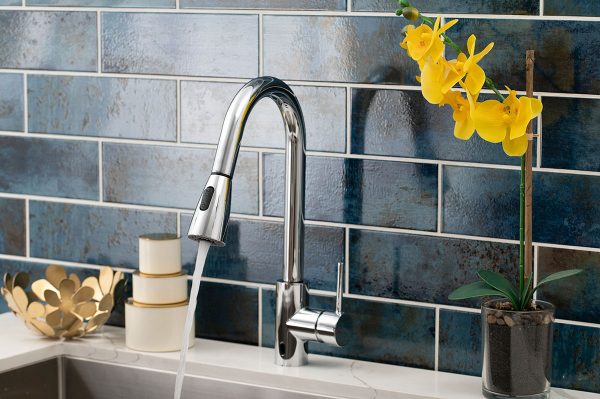 MSI - Touch-less Infrared Sensor Kitchen Faucet - 811 Chrome Single Hole or Three Hole