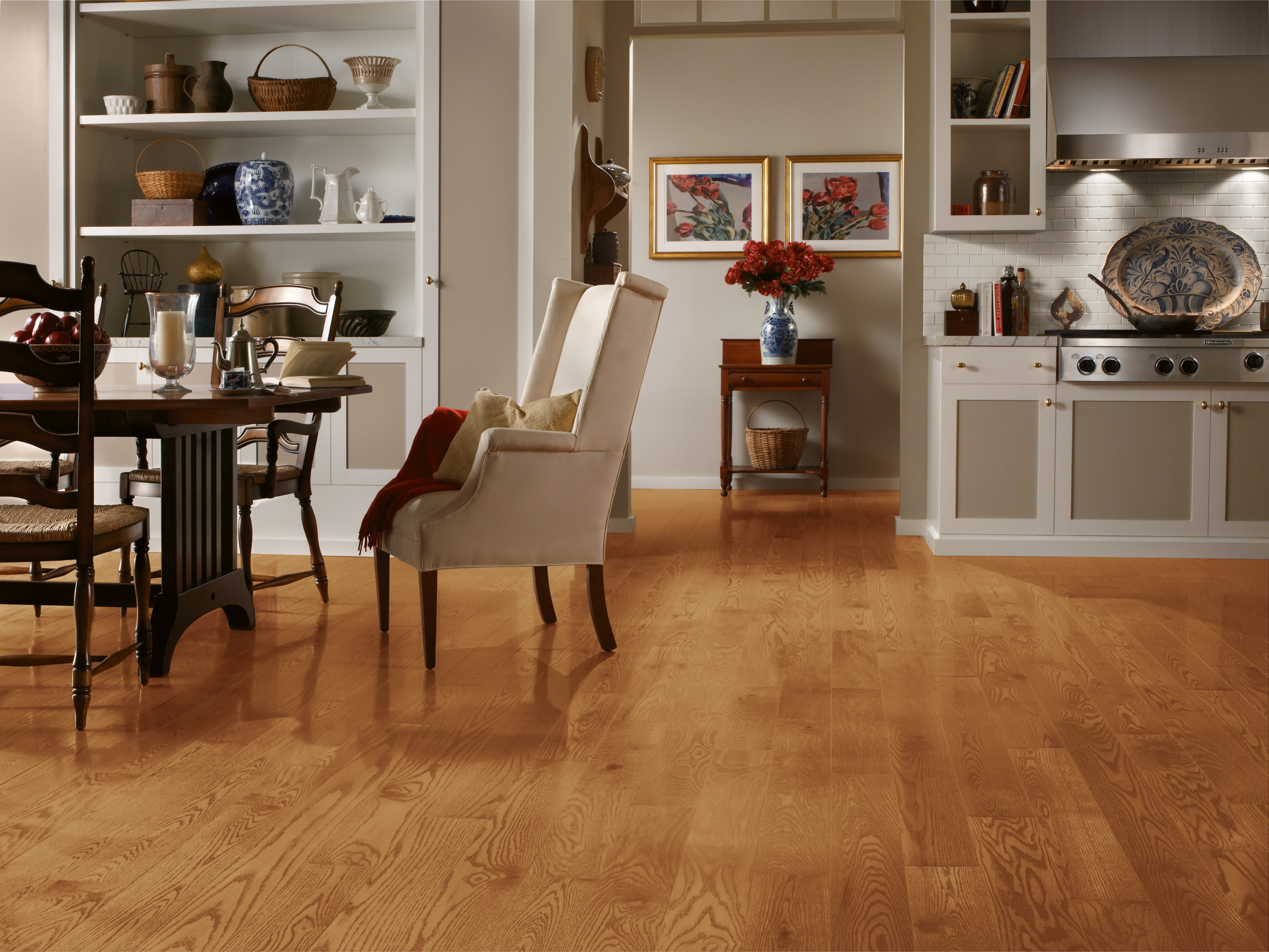 Bruce Dundee - Butterscotch Oak 5 in 3/4" High Gloss